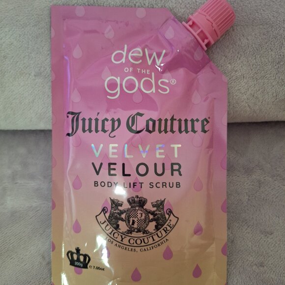 dew of the gods - Juicy Couture Body Scrub - Picture 1 of 2